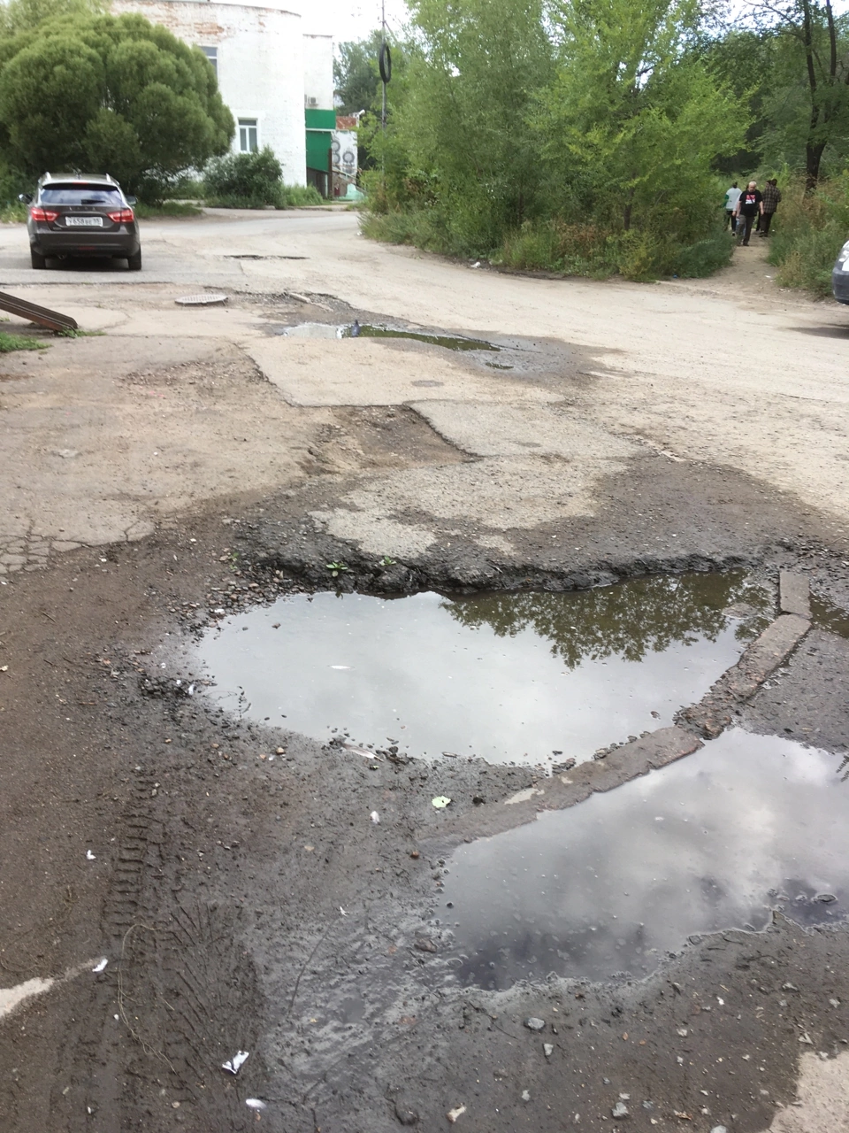 Ремонт дороги около комплекса "Лаптевский"