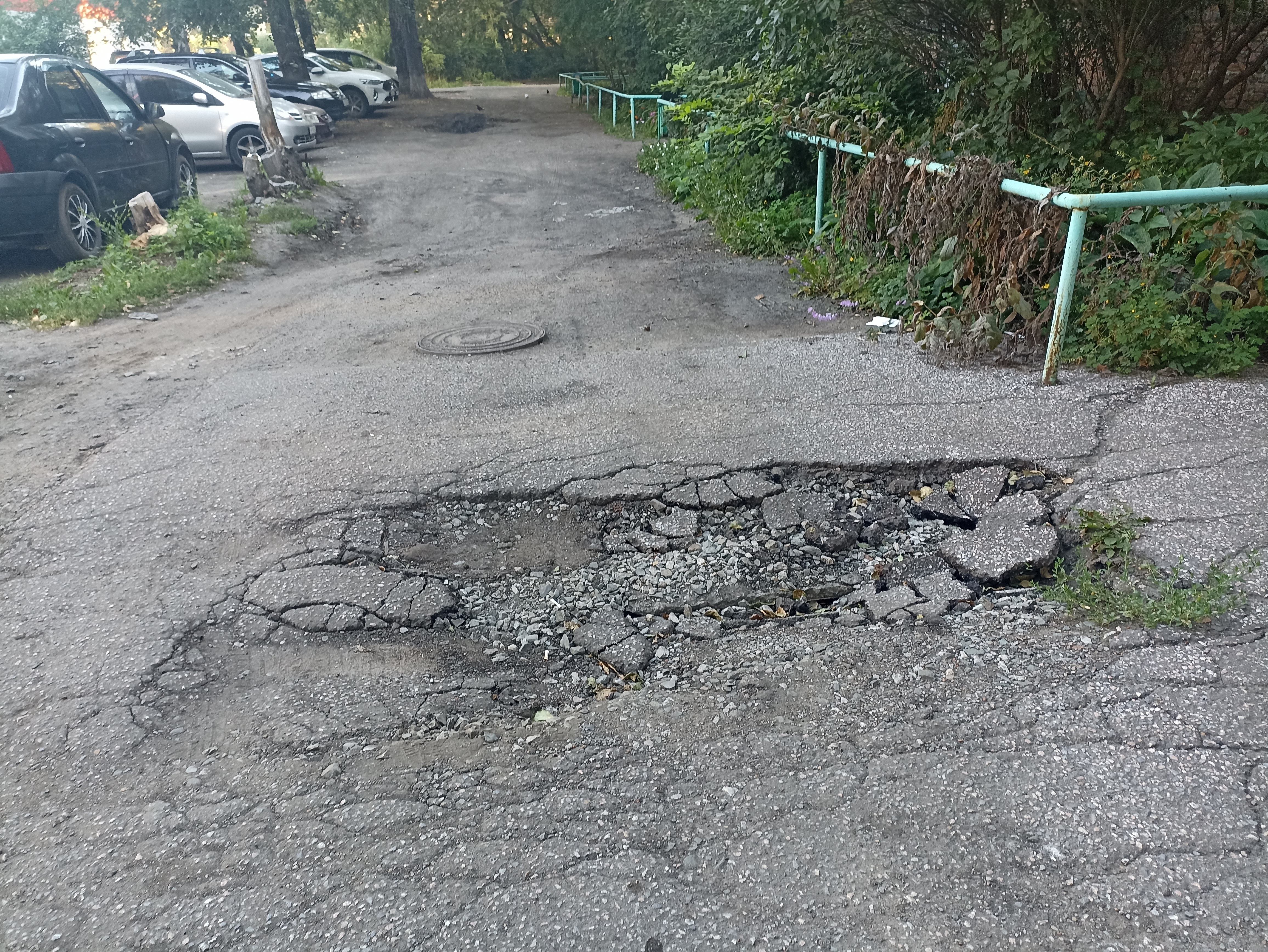 Заасфальтировать дорогу возле дома