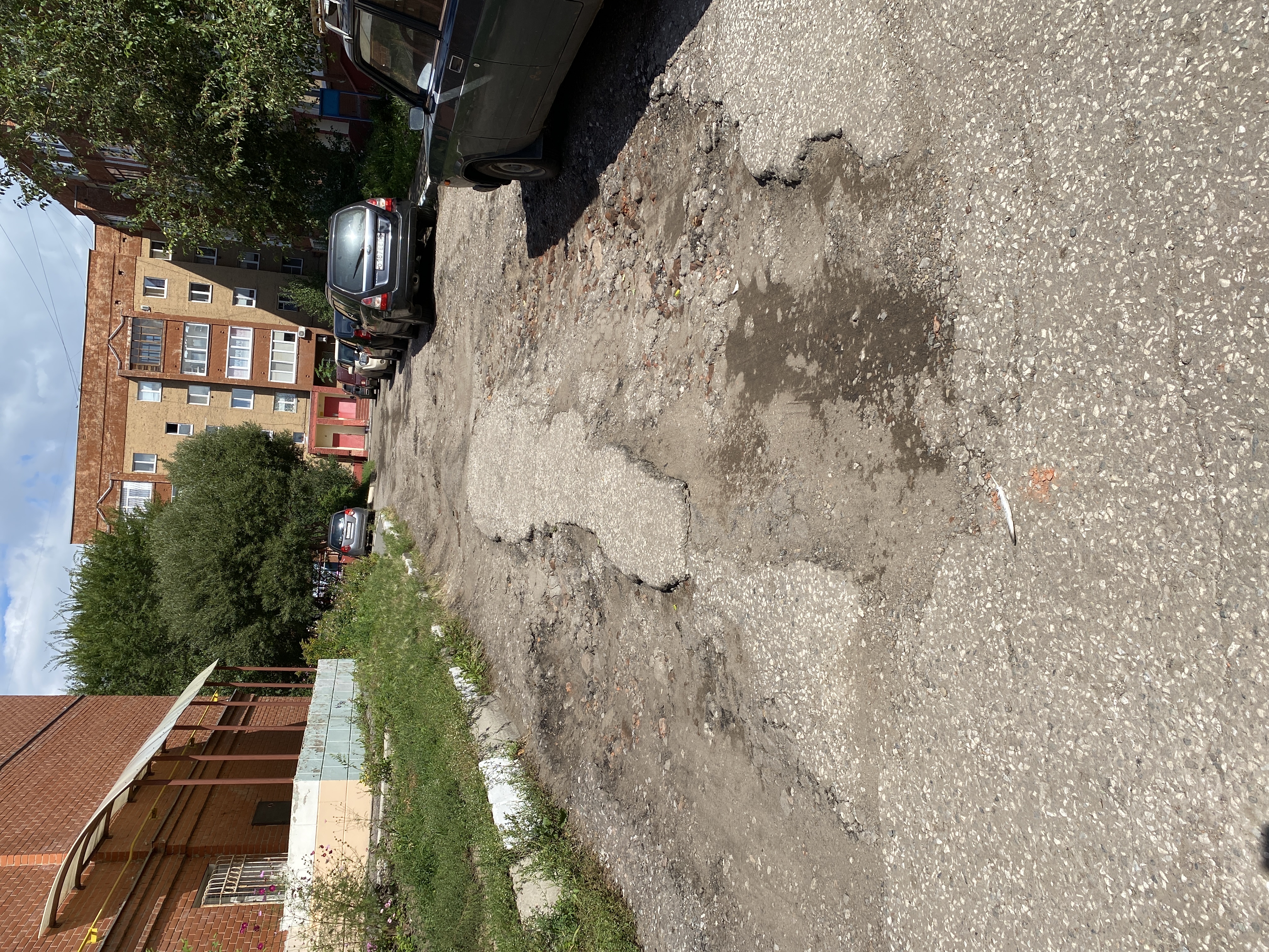 Дорога во дворе дома 4 Поселковая 26/3