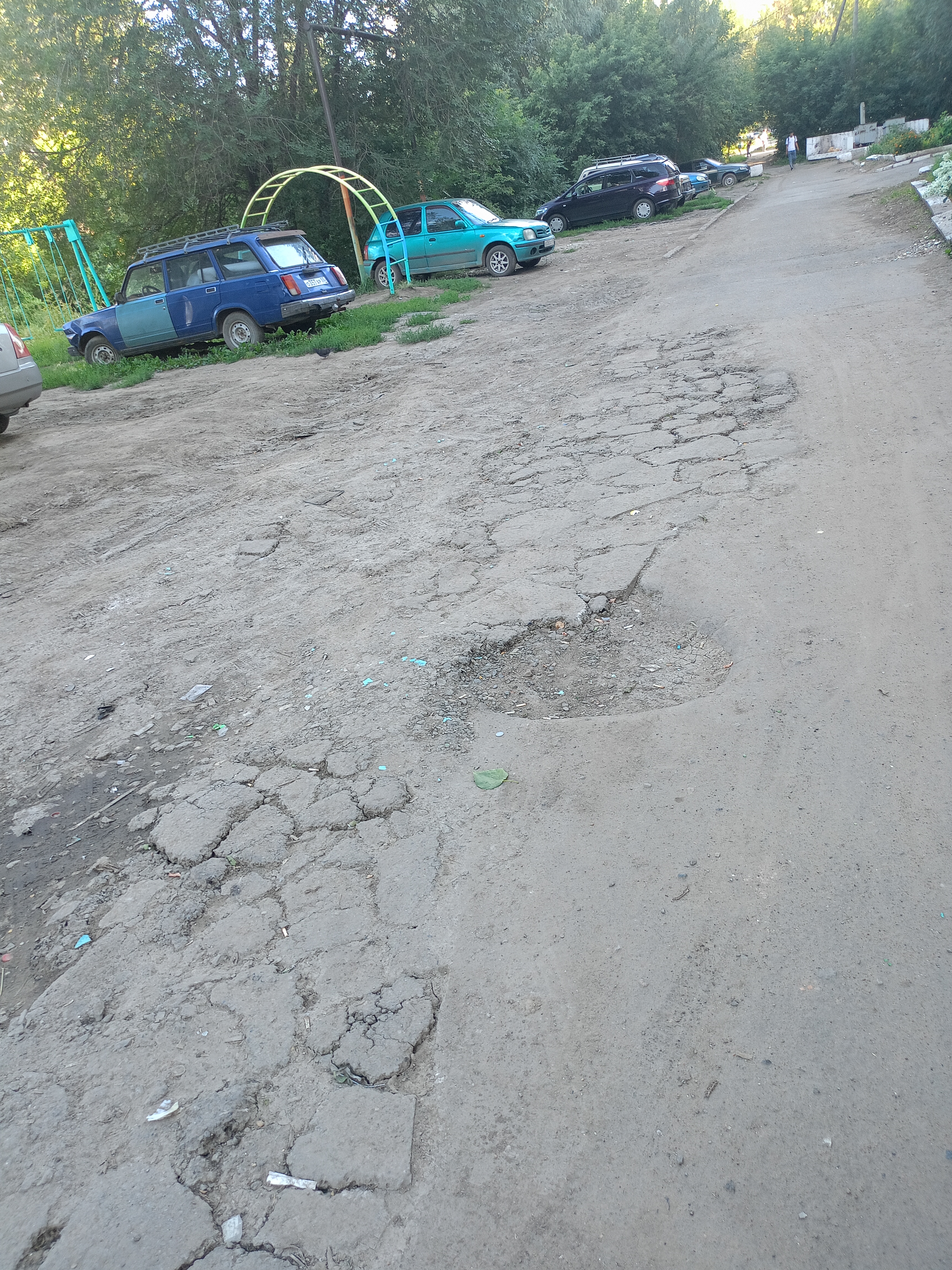 Асфальтирование внутридворового проезда ул. 3-я Любинская, д. 26А