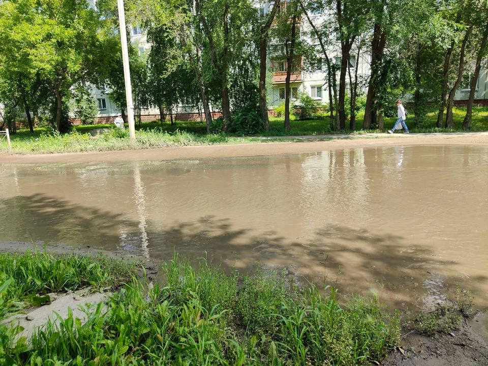 Дорога и ливневка по улице Комкова, от Дианова до Рокоссовского