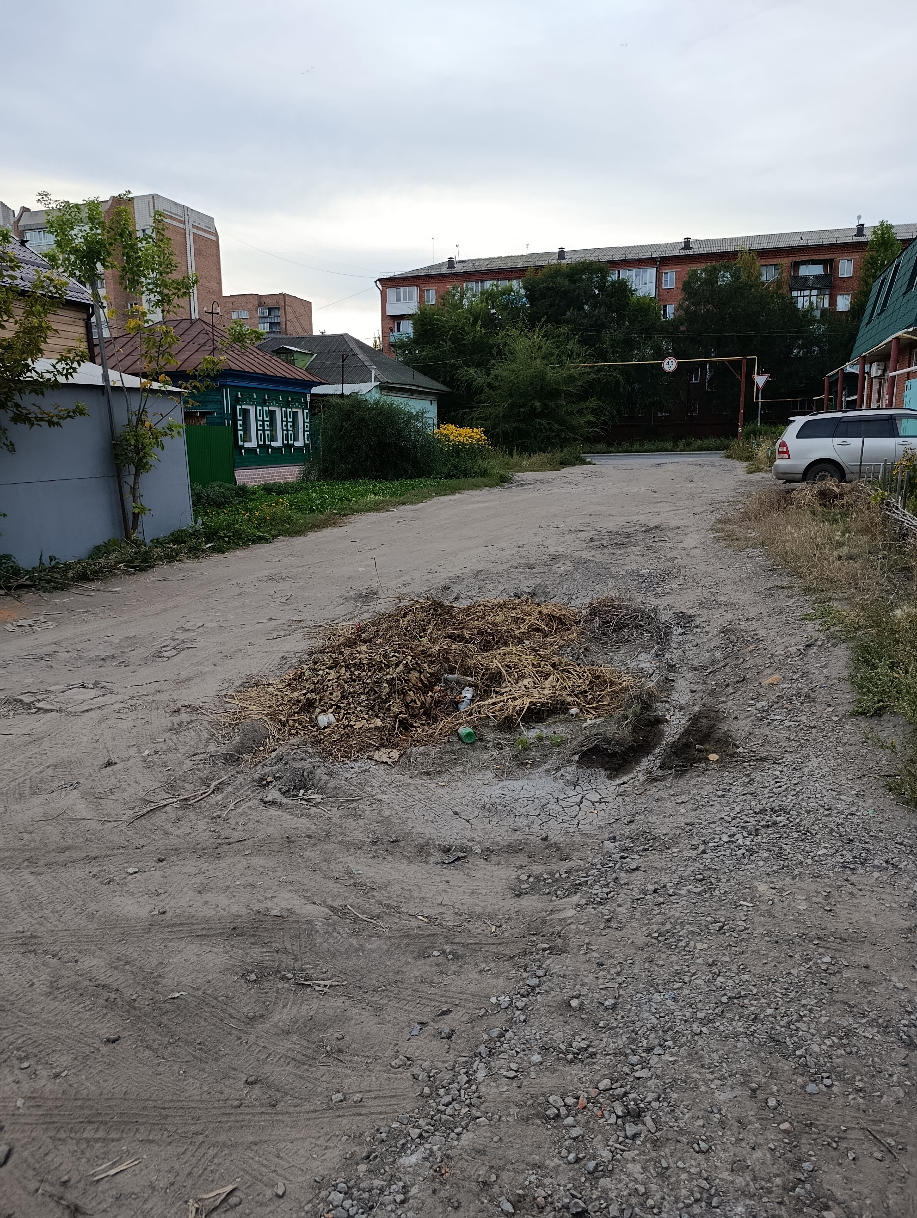 Дорога по 4 Ремесленной от Госпитальной до Арктической